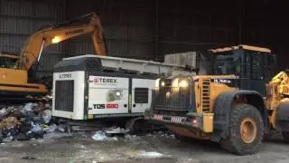 Terex TDS820 Slow Speed Shredder on domestic waste - MOLSON GREEN