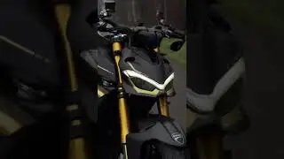 I love 🖤💛 dis bike??             #ducatiV4S #ducatiriders #bikelovers #superbike  #ducatilovers