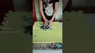Puzzling time! Play with jigsaw puzzle! Satisfying video!