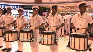 Indian Navy drums up a storm at a Delhi mall -  Naval band music appeals to the retail generation