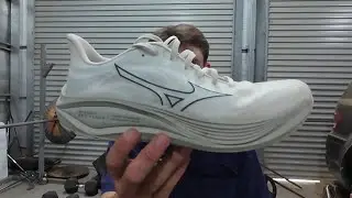 Mizuno Neo Cosmo Vibe-check: Забытые недорогие кроссовки.