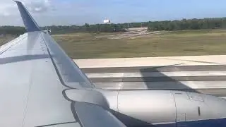 Delta Airlines Boeing B737-900ER takeoff from Punta Cana