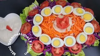 Salad || Salade || Crudit&eacute;s || Colorful salad || Sauce vinaigrette