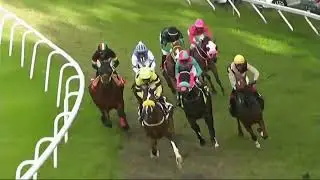 Bajan Azteca wins feature race