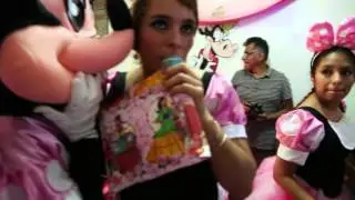 Show de Minnie Mouse para la peque&ntilde;a Ashley.