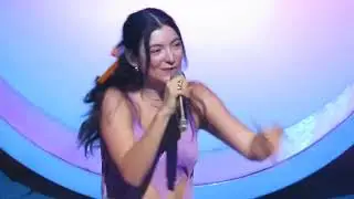 Secrets From a Girl (Who&rsquo;s Seen It All) ❤ Lorde - live @ Casino De Paris 2022 (Solar ☀️ Power Tour)