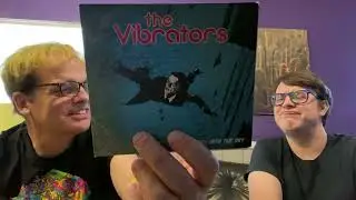 Discussing new albums Osees, Boris, Vibrators, Neil Young, Willie & Bobbie Nelson & Lisa Batiashvili