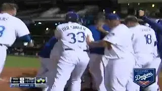 Darwin Barney wins it for the Dodgers
