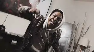 UH HUH (Official Video)