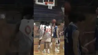 Evanston Feeder putting on a show #basketballball #evanston