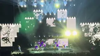 Simple Minds ~ 00 01 Show Intro & Waterfront ~ 05-17-2025 live at Climate Pledge Arena in Seattle WA