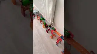 Green Train Crash! #thomasandfriends #trains