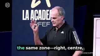 Marcelo Bielsa on why and how his teams try to attack in a 3-3-1-3 (RFEF 2025)