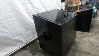 SKU 198975 Giant Finishing W5 Wedge Series 115V 1.5Hp Portable Vibratory Finishing Machine