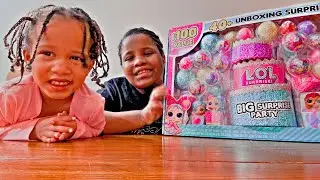 Unboxing L.O.L surprise for Christmas 