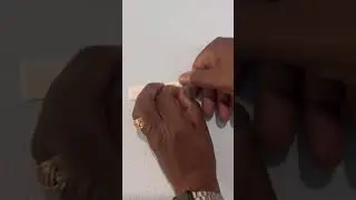 Как снять 3M Command Strips со стены