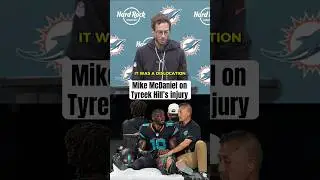 Mike McDaniel after Tyreek&rsquo;s knee injury 🙏 (via @MiamiDolphins)