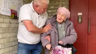 Een 92-jarige vrouw kon slechts twee eieren betalen! - Deel 2
