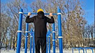 250 ПОДТЯГИВАНИЙ,200 ОТЖИМАНИЙ НА БРУСЬЯХ