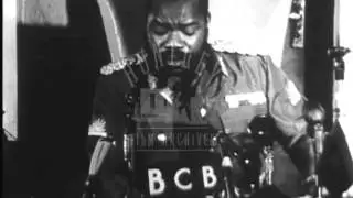 Chukwuemeka Odumegwu-Ojukwu, Biafran commander.  Archive film  93590