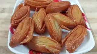 100% Juicy & Crispy Madatha Kaja 😋| Poralu Poraluga Ravalante Ila Cheyandi | Sweet Shop Style 👌