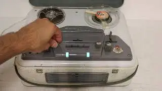 Luxor reel-to-reel tape recorder model MP-424