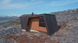 119. Ut i NORD-hytta p&aring; Sarahumpen, Burfjord