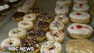 Donut shop offers insight into upcoming interest rate decision in U.S.