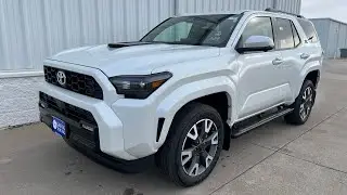 2025 Toyota 4Runner TRD Sport Premium Wind Chill Pearl With Black Interior