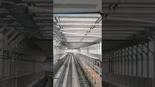 ICONIC TOKYO VIEW: Amazing Ride Over Rainbow Bridge | Yurikamome Monorail POV Vertical