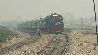 Dece 42Down Karakarm Express Train | Karakarm | Pakistan Railway 