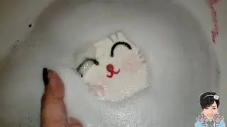 Crescent City Swoon: Lucky Cat Bath Bomb Demo!!  Adorable!