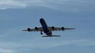 1R departure &ndash; Las Vegas Sands Corporation Airbus A340-500 takeoff from Las Vegas | VP-BMS
