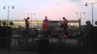 White Moss - embryo & in your eyes with interstellar overdrive intro - Arras 06/21/14