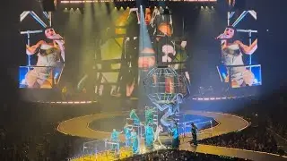 Katy Perry - California Gurls live Montreal - The Lifetimes Tour