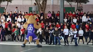Locura en el CEIP Constitución con la visita del Melilla Baloncesto