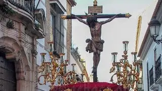 Montaje de Paso del Santisimo Cristo de la Yedra en los años 90s Écija 1990