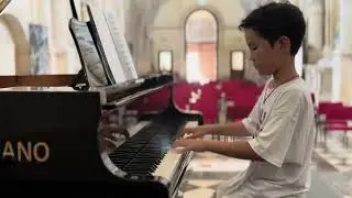 &ldquo;Mandukhai Setsen Khatan&rdquo;&mdash;Piano warm-up before the performance.