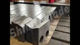 Flying shear blades