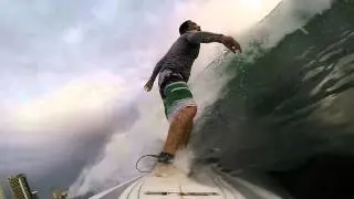 Juan Soria Surfing QuiHo Maz  Abril 2015 Video by Robert Hudson. Music by UB40 Kigston Town