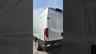 IVECO DAILY 35180 Furgon HiMatic Silver Srebrny 5801