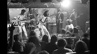 Bill Wyman semi isolated bass Crackin' Up