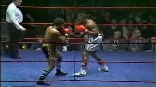Errol Christie vs Nestor Flores