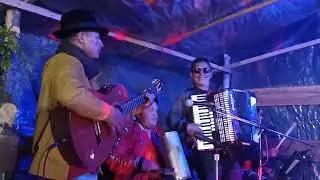 MIX DE TIGRE BREVO Grupo Los Consoladores del Amor junto a Luisito Quishpi en la comunidad de pachon