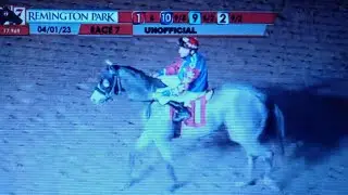 Tootsye Pop (USA) F.2021 Jess Good Candy. Vence na Estreia 320m 01/4/23