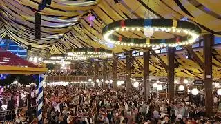 Paulaner Festzelt Winzerer Fähndl