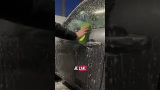 De Chameleon Wax Mega Spons ! Je auto krasvrij wassen! 🧽 www.chameleonwax.nl