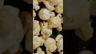 Why Does Popcorn Pop? 🍿🔥 #EverydayPhysics #PopcornScience #FoodFacts #Shorts