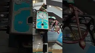 Much-loved frog bubble clock breaks down at Milton Keynes shopping centre