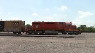 EJE 667 and CN 4904 in Pontiac!